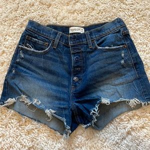 Abercrombie and Fitch high rise mom short Sz 8
